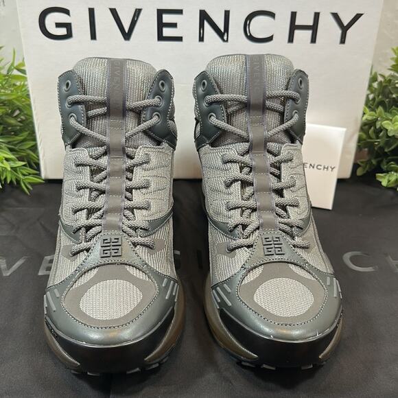Givenchy Men's GIV 1 High Top Combo Sneakers Size 41 - Picture 4 of 13